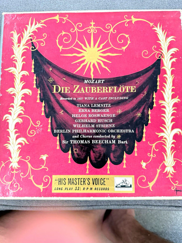 His master voice - voice, mozart